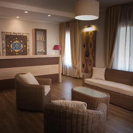 Del Gaudio Hotel *