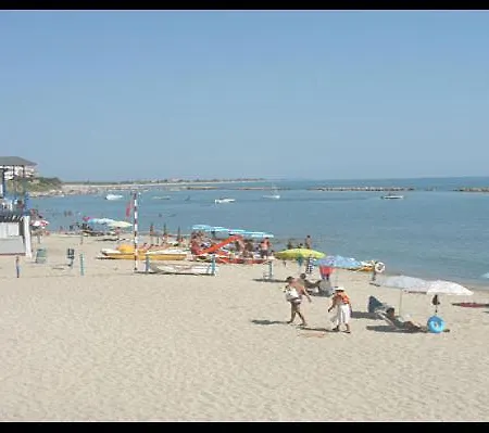 Del Gaudio *